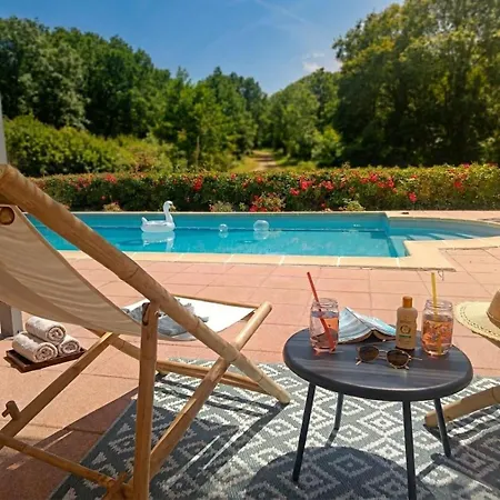Privee Avec Salon Et Coin Cuisine Exterieur ベッド・アンド・ブレックファスト